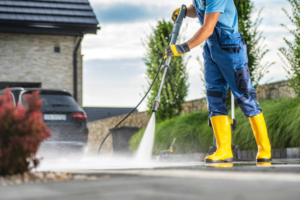 Best Restaurant Pressure Washing  in Runge, TX